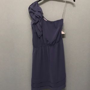 One shoulder dress